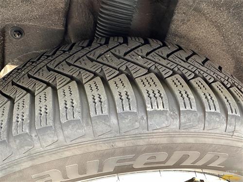 Shes Veturen ( Gjip) Hyundai Tucson ne gjendje perfekte.