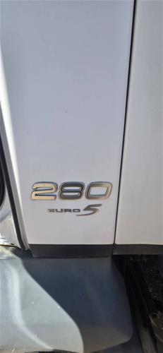 SHITET KAMIONI VOLVO 280 EURO 5 VITI 2009 PA DOGANE