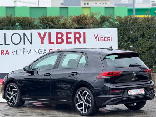 VW GOLF VIII AUTOMATIK 2.0 2022