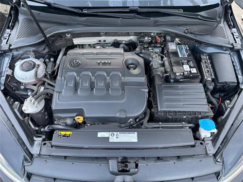 Volkswagen Golf 7 Sound – 1.6 TDI