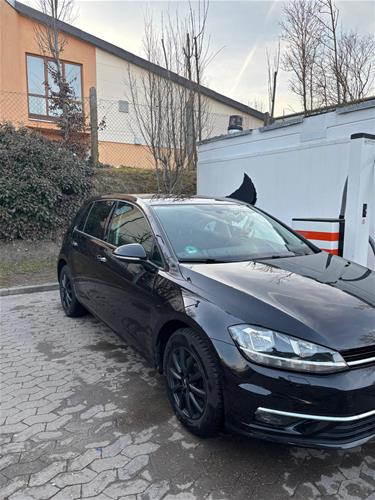 Volkswagen Golf 7 Sound – 1.6 TDI