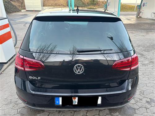 Volkswagen Golf 7 Sound – 1.6 TDI