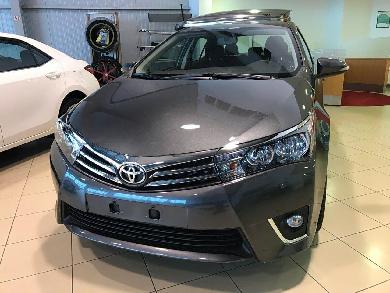Shes ; Toyota Corolla 1.6 Benzinë