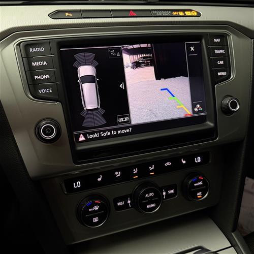 VW PASSAT B8 2.0TDI DSG - 3x R-LINE
