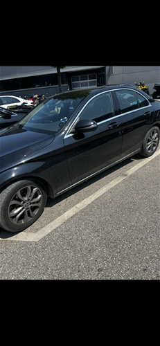 Mercedes C200