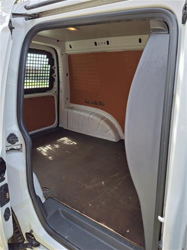 Vw caddy 2011 me dogan