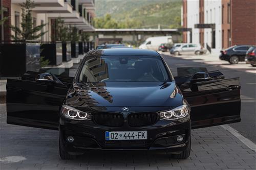 ⁠BMW 330d GT (F34) Luxury line 2015
