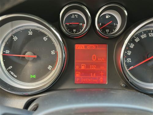 Opel Astra 2014