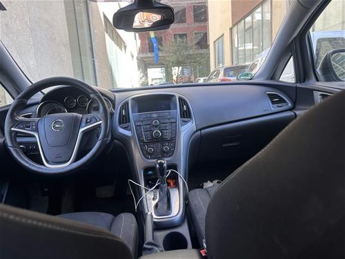 Opel Astra 2014