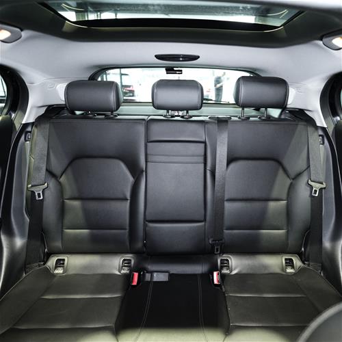 MERCEDES BENZ GLA 200