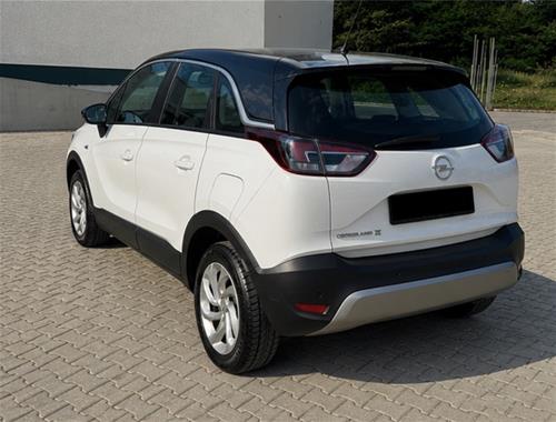 Shes veturen Opel Crossland X