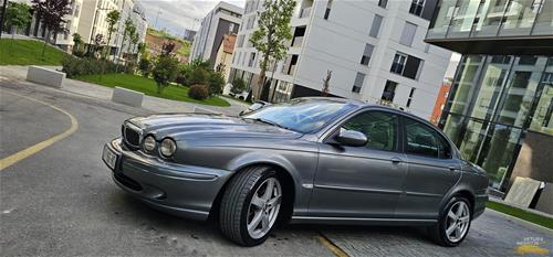 Shes veturen Jaguar X Type