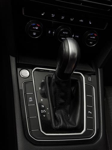 VW PASSAT B8 2.0TDI DSG - HIGHLINE BLUEMOTION