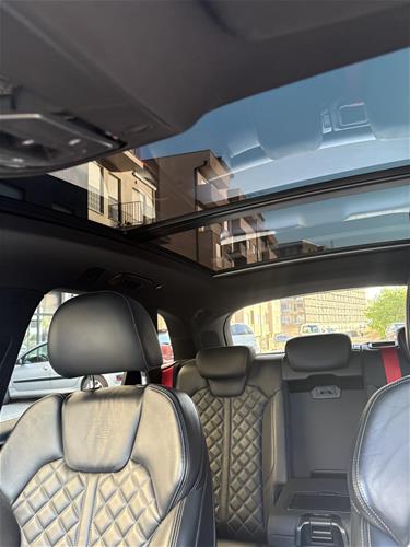 AUDI Q5 3.0 TDI V6 T (SQ5 interior + exterior)