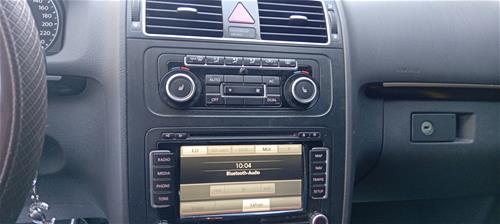 shes veturën VW Touran