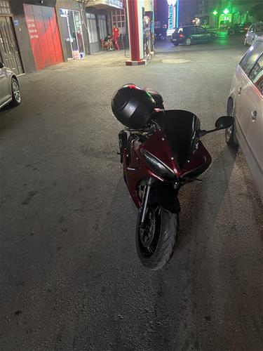 Yamaha R6