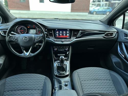 Shitet Opel Astra K