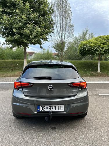 Shitet Opel Astra K