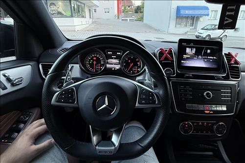 Mercedes-Benz GLE 350d AMG LINE