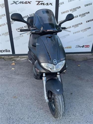Shitet Gilera Runner