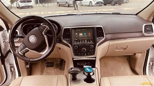 Vetura ne shitje Jeep Cherokee