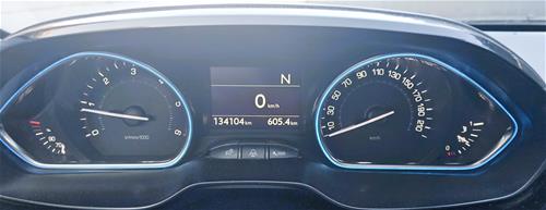 PEUGEOT 2008 1.6 e-HDi Automatic viti 2015