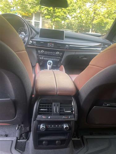 Shes Veturen BMW X6