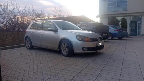 Shes veturën Golf VI 2.0