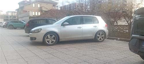 Shes veturën Golf VI 2.0