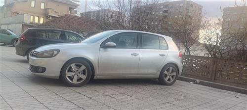 Shes veturën Golf VI 2.0