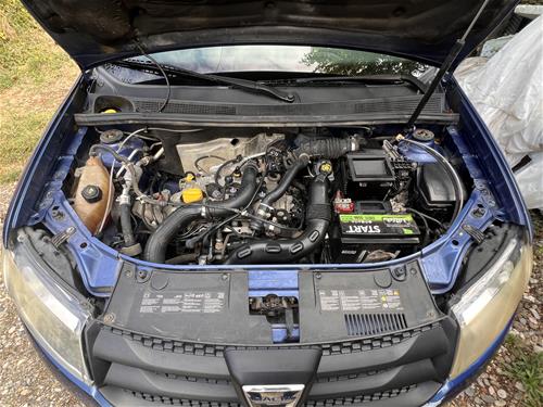 Shes Dacia Sandero 900 kubik turbo, viti 2013