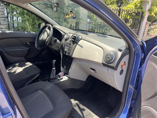 Shes Dacia Sandero 900 kubik turbo, viti 2013