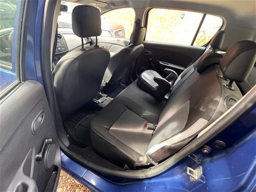 Shes Dacia Sandero 900 kubik turbo, viti 2013