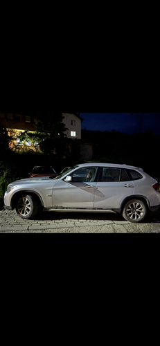 SHITET: BMW X1 xDrive20d  4x4
