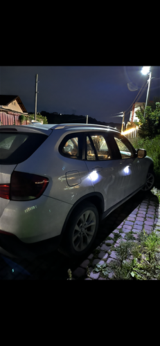 SHITET: BMW X1 xDrive20d  4x4