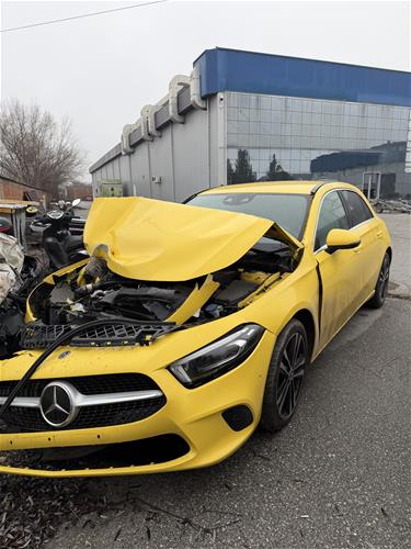 Mercedes benz A200