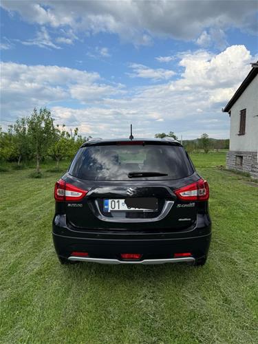 Shes Suzuki S-Cross 4x4 Boosterjet