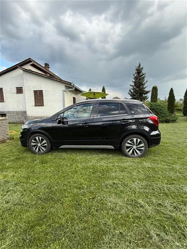 Shes Suzuki S-Cross 4x4 Boosterjet