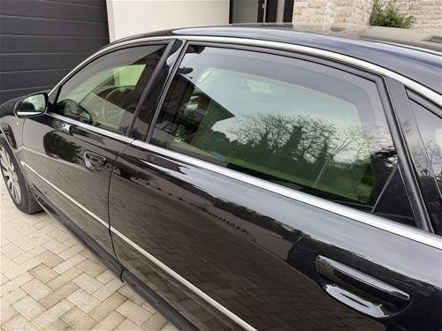 Audi A8 Long Blind B7 VR9 - 6.0 W12