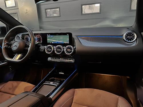 MERCEDES GLA200D 2023 (AMG-LINE) 4MATIC / MILD-HYBRID