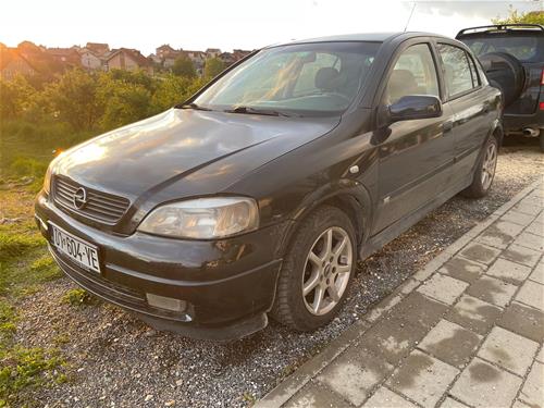 Shitet Vetura Opel Astra G / 2.0 / viti i prodhimit 2000 / RKS