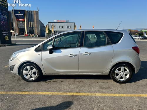 Opel Meriva 1.3 cdti