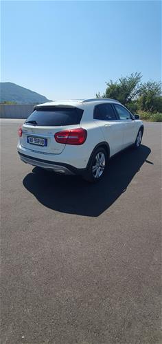 Shes veturë Mercedes-Benz GLA 200 4matic