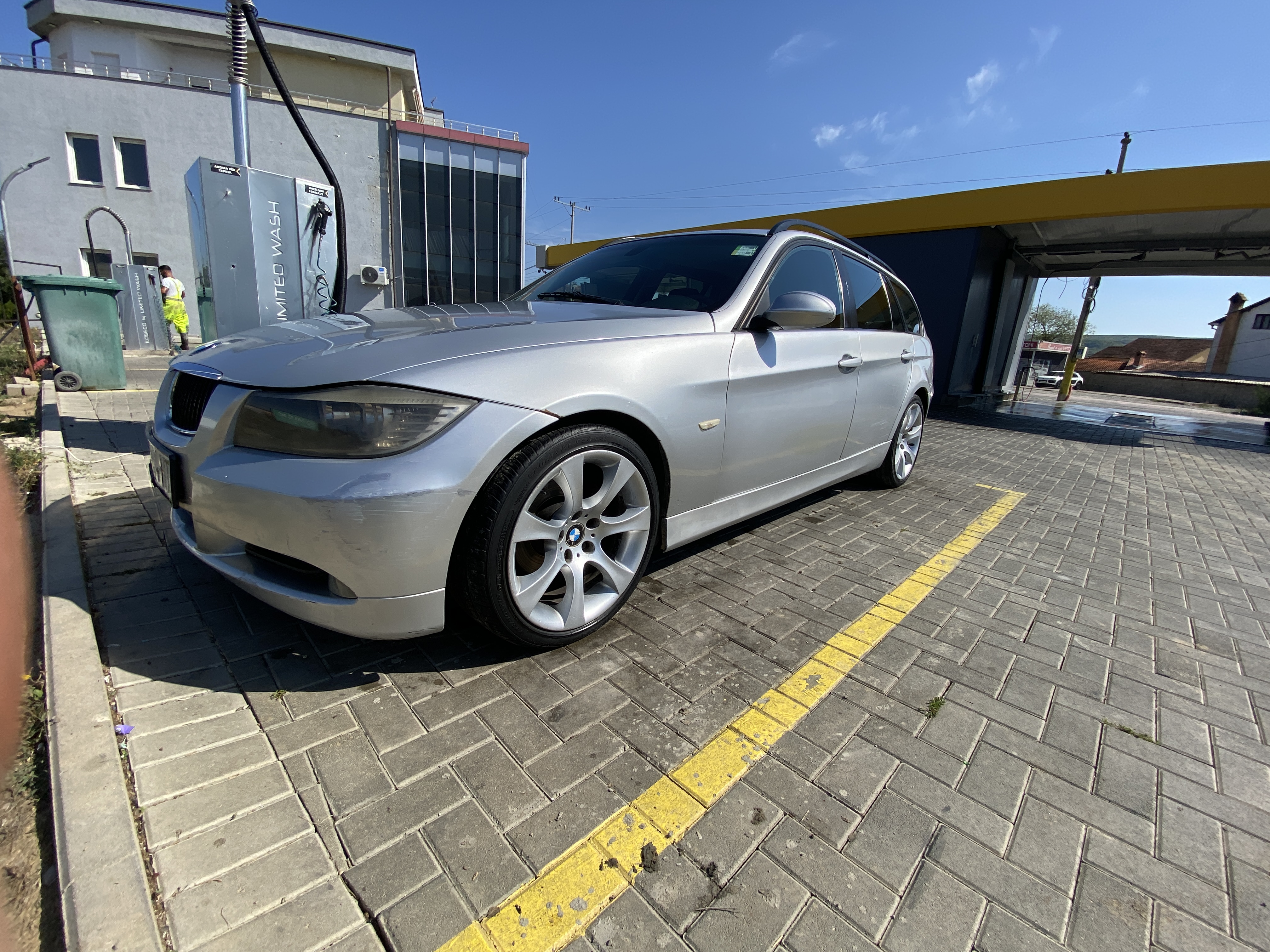 shes veturen Bmw 320 disel Automatik 2005