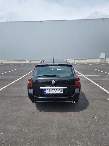 Shes veturen Renault Laguna 3 GT