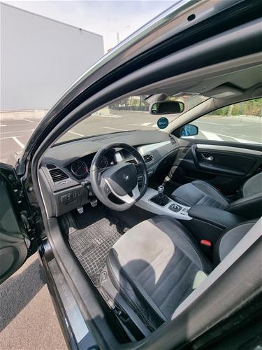 Shes veturen Renault Laguna 3 GT