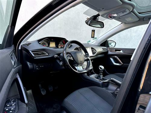 PEUGEOT 308 1.2B 131PS PANORAM 6SHPEJTSI RKS 2015