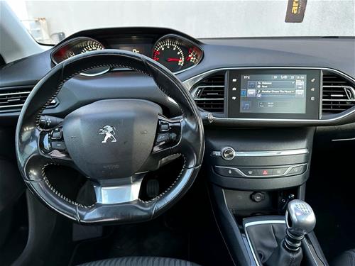 PEUGEOT 308 1.2B 131PS PANORAM 6SHPEJTSI RKS 2015