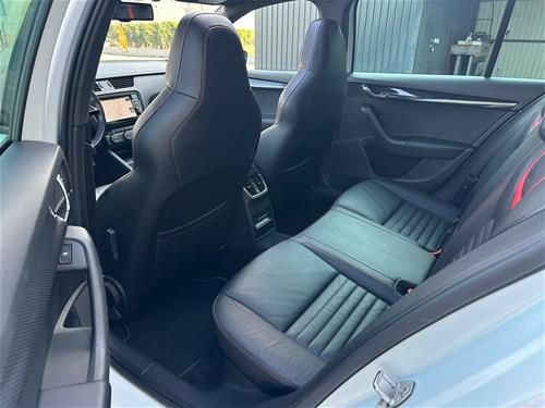 SKODA OCTAVIA VRS 2.0 TDI 184PS DSG 4X4