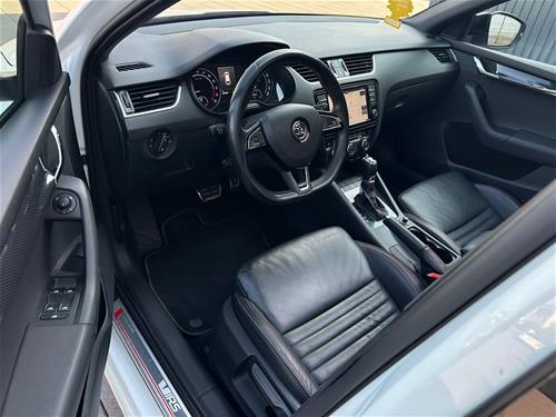 SKODA OCTAVIA VRS 2.0 TDI 184PS DSG 4X4